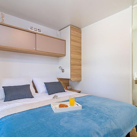 Hemy Casa - Lux Mobile Homes Ровінь Екстер'єр фото