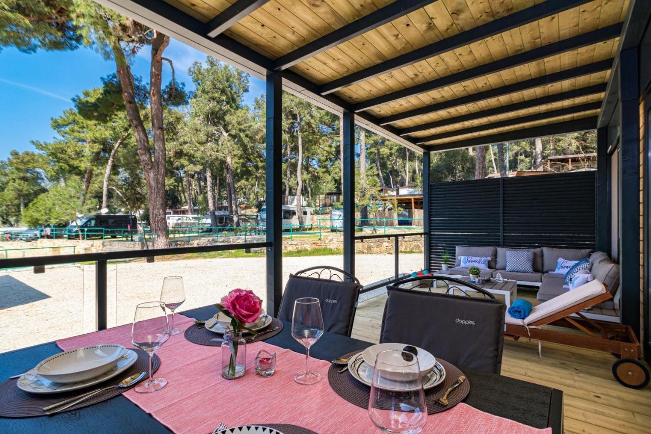 Hemy Casa - Lux Mobile Homes Ровінь Екстер'єр фото