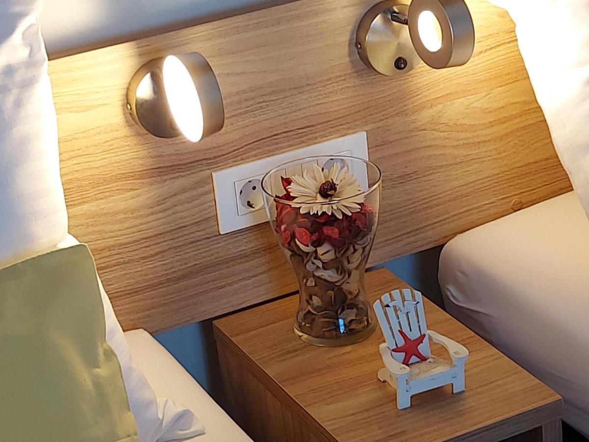 Hemy Casa - Lux Mobile Homes Ровінь Екстер'єр фото